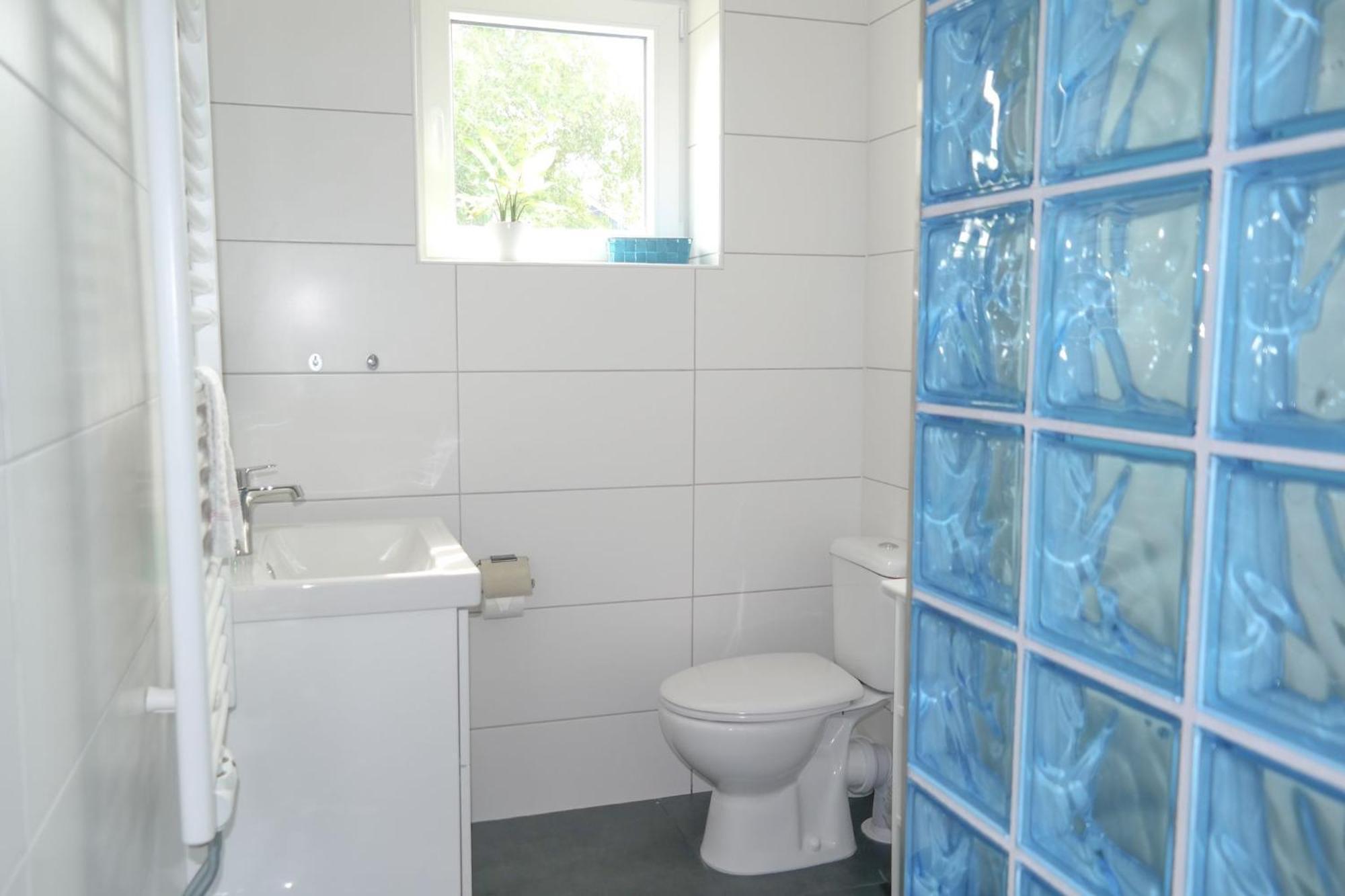 Merle 6 Pers Modern Holiday Home With Private Fenced Garden Anjum Εξωτερικό φωτογραφία